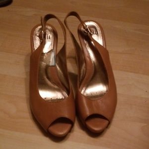 Sofft peep toe sling back heel